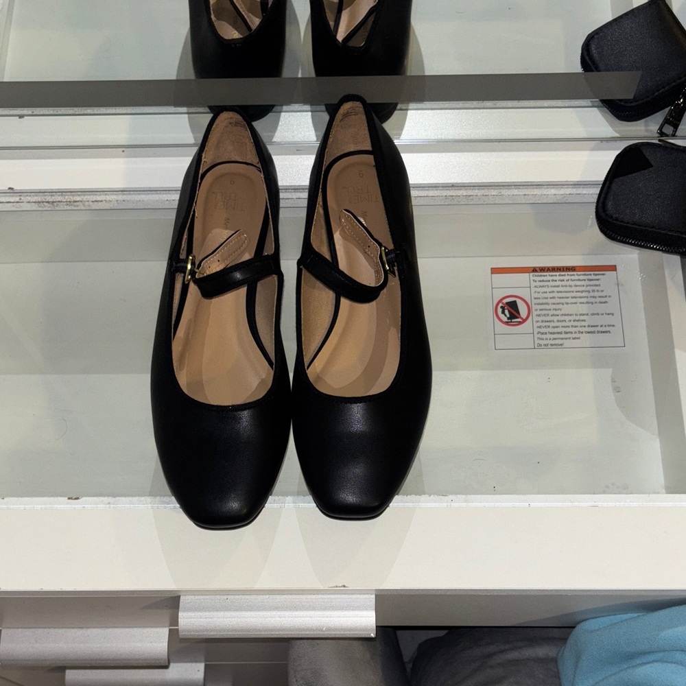 Elegant Black Mary Jane Flats